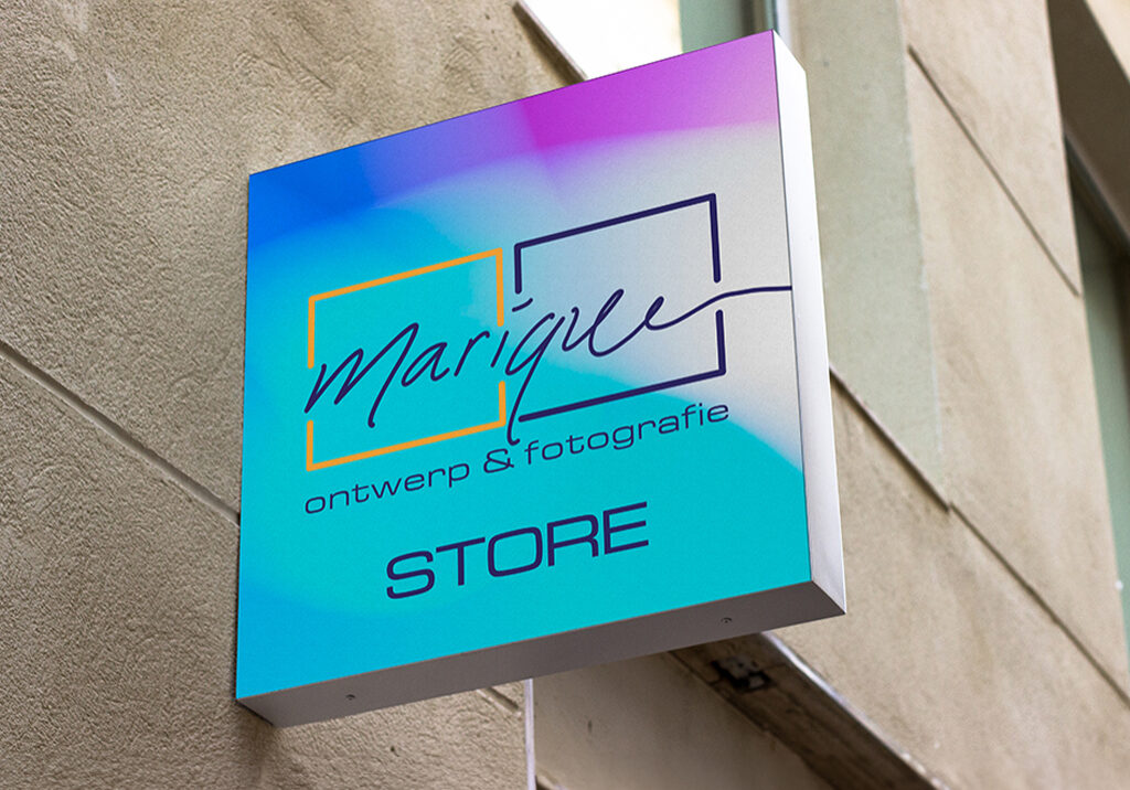Shop Sign Marique